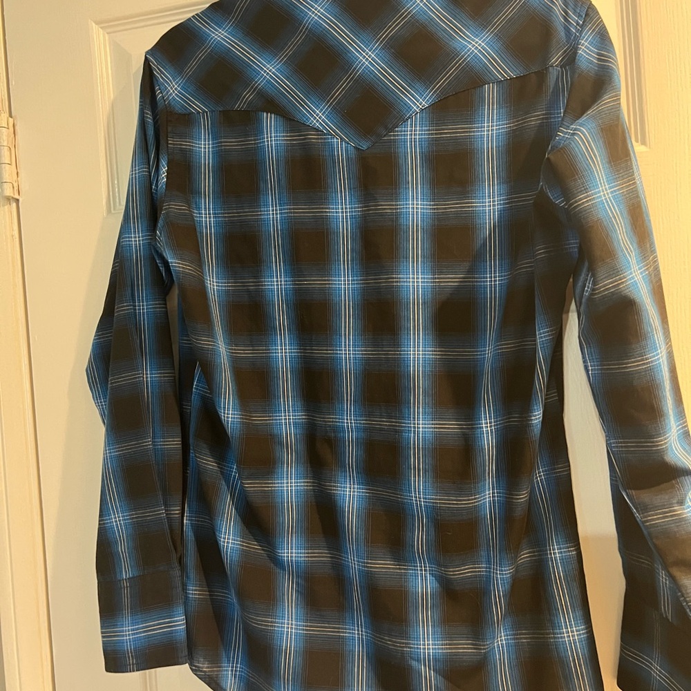 Wrangler Blue and Black Plaid Casual Button Down Shirt - Picture 7 of 7